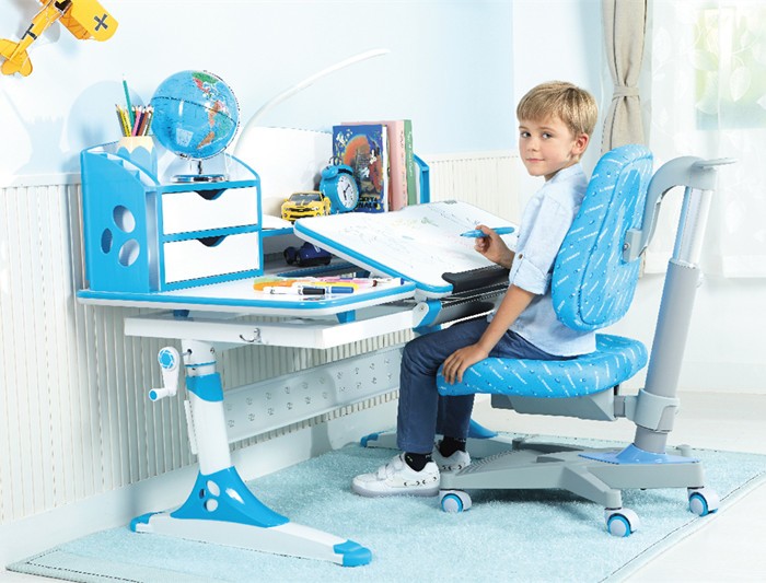 Children desk and chair