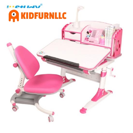 Mesa ergonómica para niños y sillas para adultos.